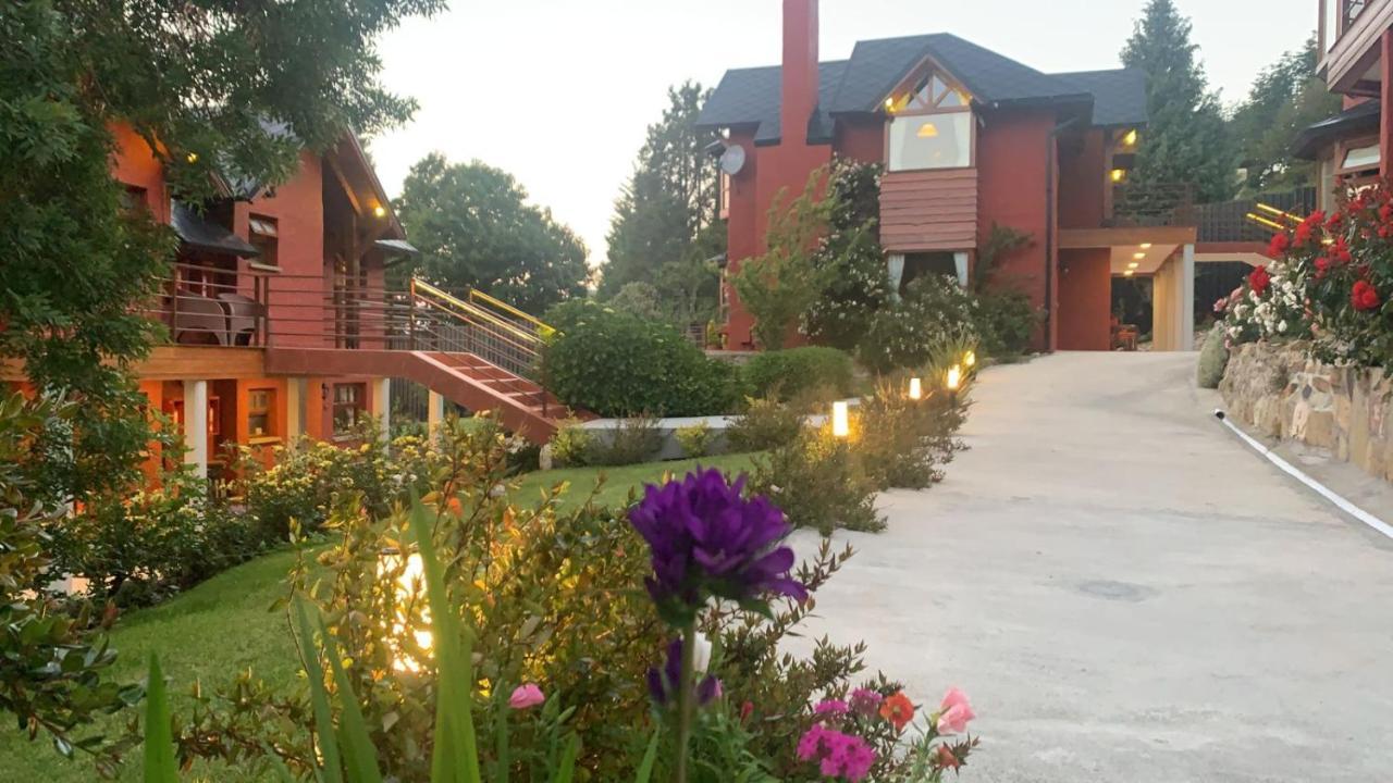 Costa Brava Apart Hotel & Suites San Carlos de Bariloche Exteriör bild