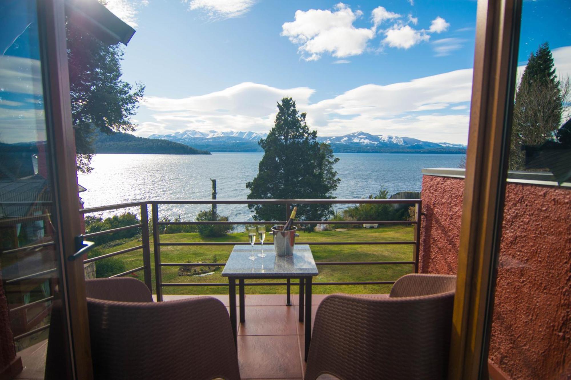 Costa Brava Apart Hotel & Suites San Carlos de Bariloche Exteriör bild