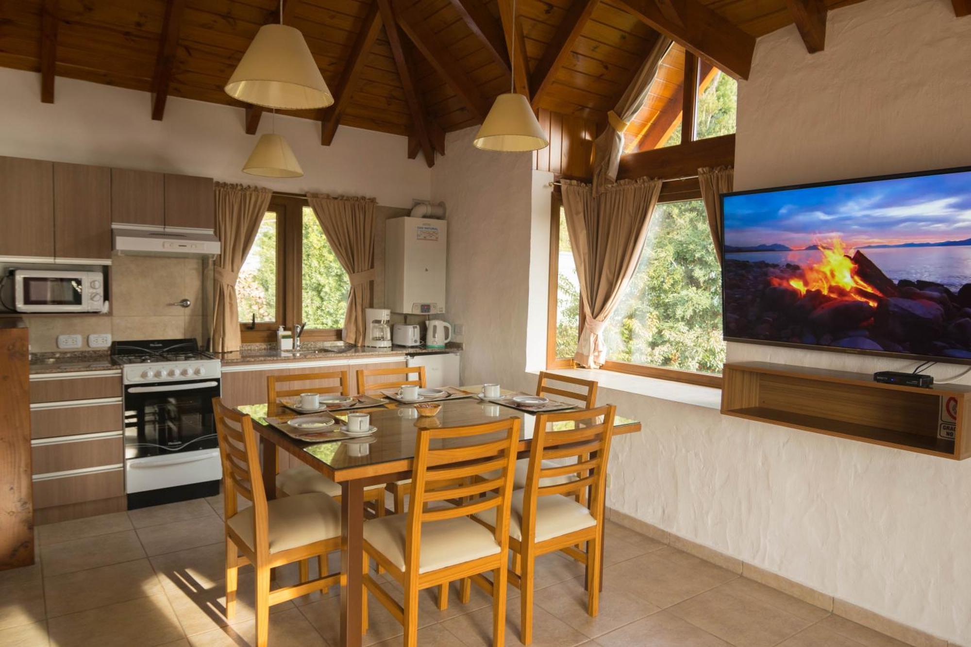 Costa Brava Apart Hotel & Suites San Carlos de Bariloche Exteriör bild